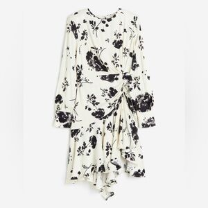H&M black and white floral gathered dress